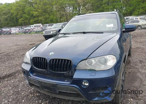 2013 BMW X5 xDrive50I from USA, damaged, VIN 5UXZV8C57D0C16613